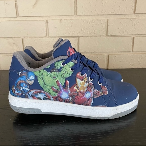 HEELYS Marvel Avengers Skate Shoes HES10506 Iron Man Blue Youth Size 6 Womens 7 - Picture 1 of 6